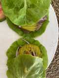 Hamburguesas saludables envueltas en lechuga