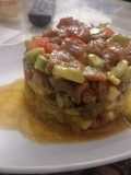 Tartar de atún, aguacate y tomate