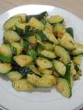 Curgete salteada
