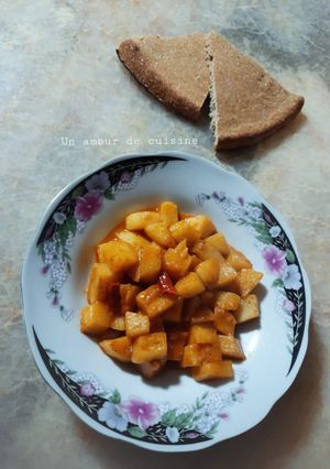 Une photo de Pommes de terre en sauce piquante 🌶