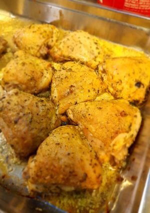 A picture of Creamy Lemon roasted chicken.