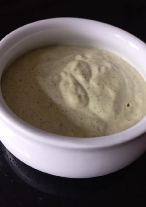 Una foto de Mayonesa de cilantro