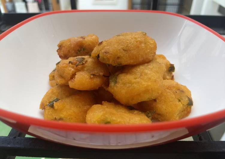 How to Prepare Speedy Moong daal (Mangodi pakora)