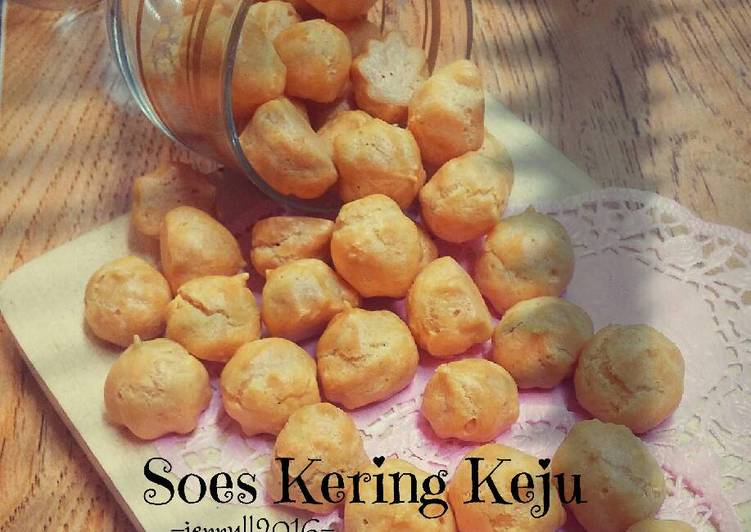 Soes Kering Keju