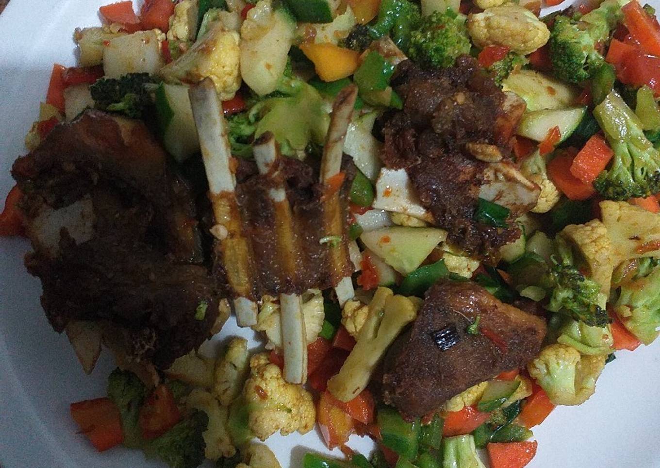 Cauliflower and broccoli stir fry