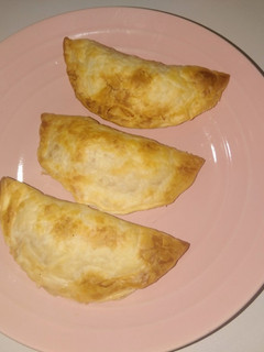 Una foto de Empanadas napolitanas de jamón y queso