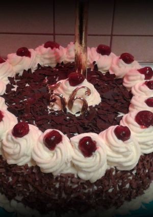 Zdjęcie przepisu Tort Szwarcwaldzki.