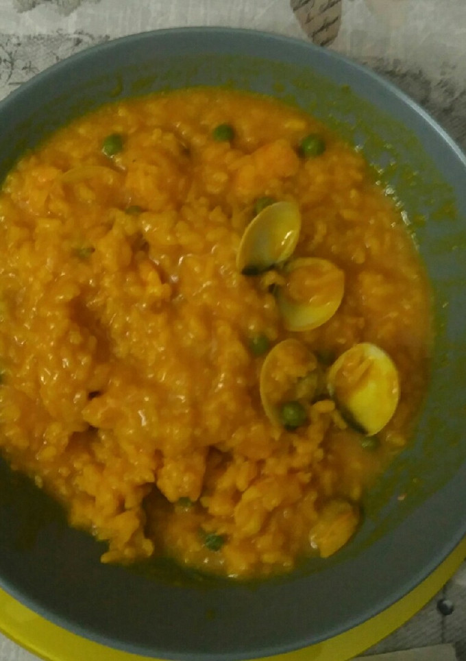 Una foto de Arroz con almejas
