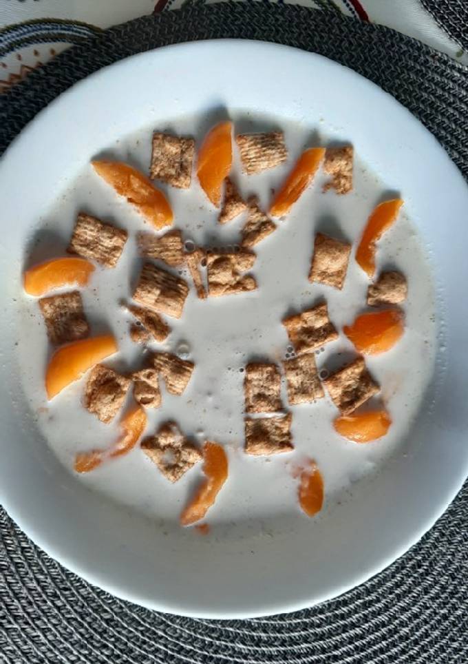 Овсянка с абрикосами
