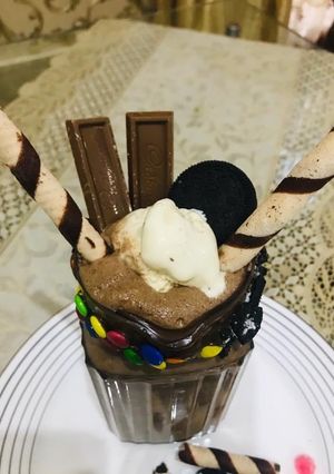 A picture of Oreo Chocolate Shake.