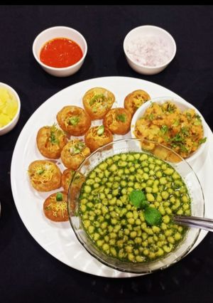 પાણીપૂરી (Panipuri Recipe In Gujarati) રેસીપી મુખ્ય ફોટો