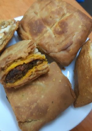 A picture of Vegetable Cheese Puff And Cheese Puff.
