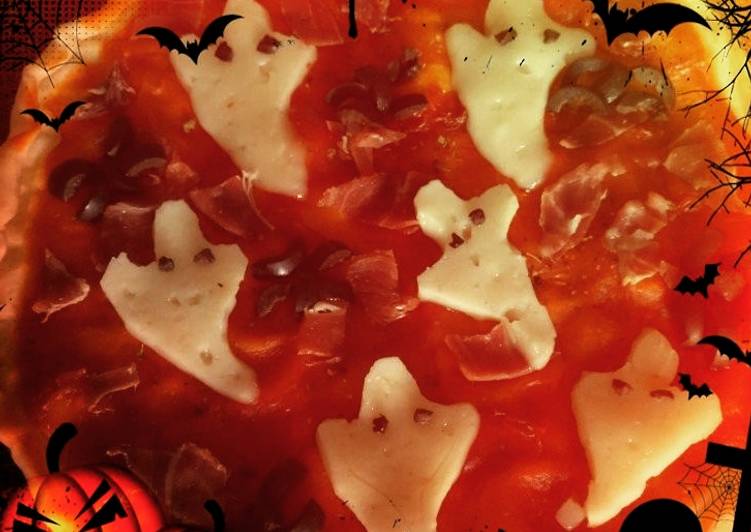 Easiest Way to Prepare Any-night-of-the-week Pizza Halloween