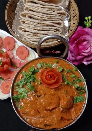 शाही सोया चाप (Shahi Soya chaap recipe in hindi) रेसिपी मुख्य फोटो