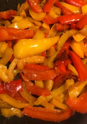 Une photo de Poêlée de poivrons