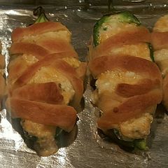 A picture of Halloween mummi poppers.