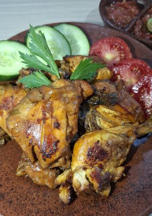 Foto resep 🍗 Ayam Bakar Ungkep Kecap. Tanpa Air Kelapa Tetap Nagih🔥