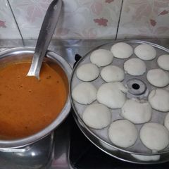 A picture of Mini idlis and tomato chutney kids favourite dish.