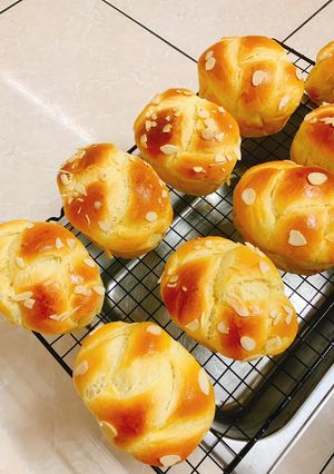Hình của món Bánh mì hoa cúc.