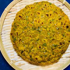 A picture of Millet Thepla | Healthy Foxtail Millet and methi Parathas | millet thepla.