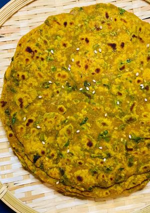 A picture of Millet Thepla | Healthy Foxtail Millet and methi Parathas | millet thepla.