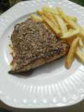 Perca a la plancha con mantequilla de mostaza
