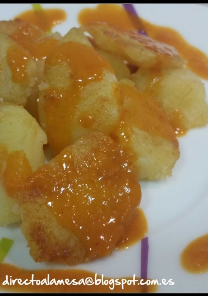 Una foto de Patatas con salsa brava a la madrileña