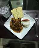 Bistec de res en chile chipotle