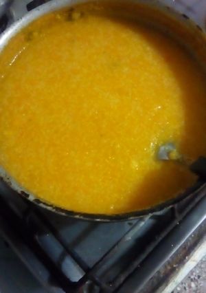 Una foto de Sopa de zapallo y polenta 😋