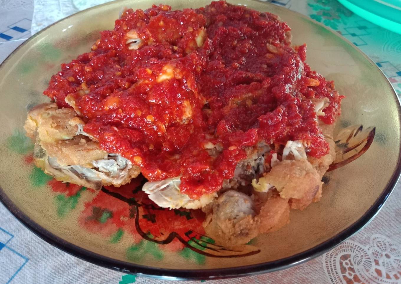 Cara Gampang Menyiapkan Ayam Geprek Sambal Manis, Enak Banget