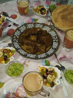 صورة لوصفة طنجية باللحم 🥩🥩🥩
