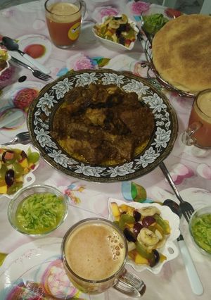 صورة لوصفة طنجية باللحم 🥩🥩🥩