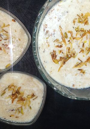 A picture of Sheer khurma💕شیر خرمہ 💕.