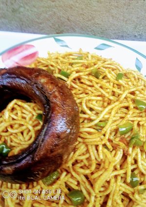 A picture of Fried Spaghetti.
