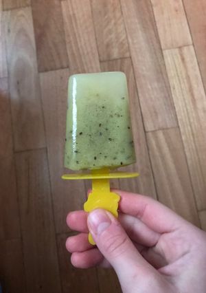 Una foto de Helado frutal de agua