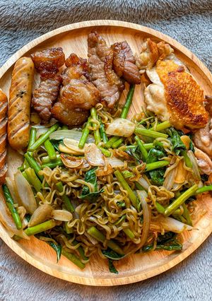 รูปของ ผัดบะหมี่ผักครบเครื่องคลีนๆ