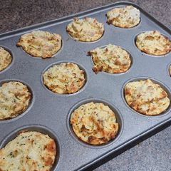 A picture of Cheesy Mashed Potato Muffins.