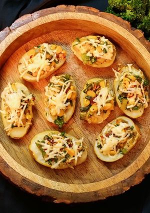 A picture of Baked Cheesy potatoes.