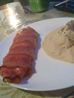 Una foto de Pechubacon, Pechuga de pavo rellena de queso envuelta en bacon