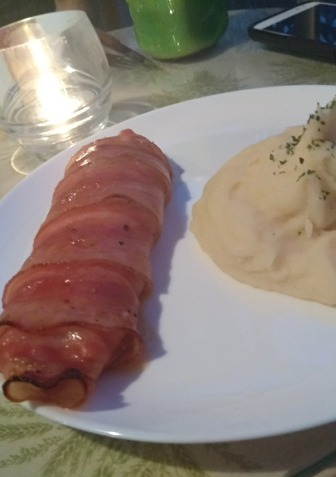 Una foto de Pechubacon, Pechuga de pavo rellena de queso envuelta en bacon