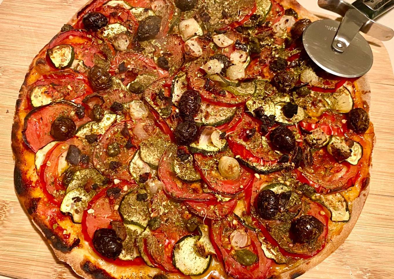 Tarte à la tomate et à la courgette