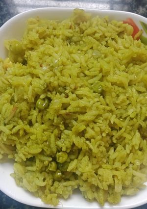 पालक राइस (Palak rice recipe in hindi) रेसिपी मुख्य फोटो