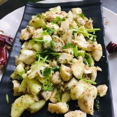A picture of Chestnut salad.