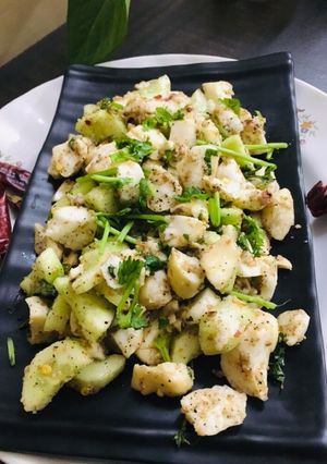 A picture of Chestnut salad.
