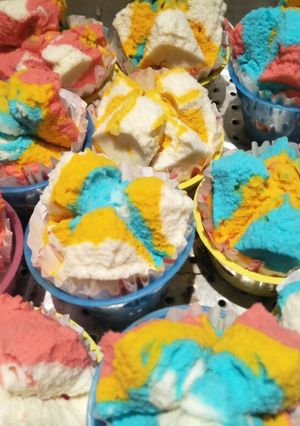 Foto resep Bolu Kukus Pelangi Anti Gagal untuk Pemula dengan sprite