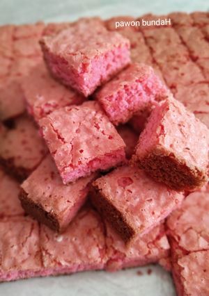 Foto resep Brownies Stroberi Ceria