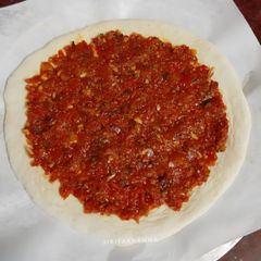 Pizza Tomato sauce A picture of Pizza Tomato sauce.