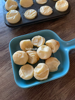 Foto resep Pão de Queijo a.k.a Brazillian Cheese Bread