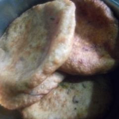 A picture of Masala puri.