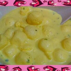 A picture of Ras malai.